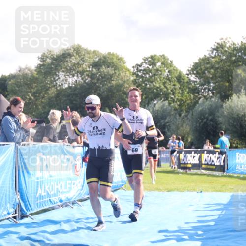 25.08.2024 - Elbe Triathlon Hamburg H.Heesch http://msf.ph/oto/6845970 25.08.2024 10:38:40 Ziel 59, 69, 70 meine-sportfotos.de