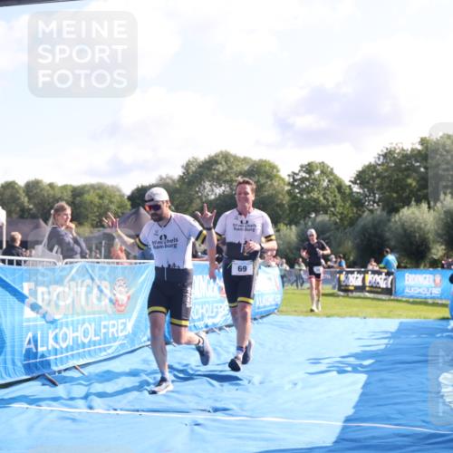 25.08.2024 - Elbe Triathlon Hamburg H.Heesch http://msf.ph/oto/6846033 25.08.2024 10:38:40 Ziel 59, 69, 70 meine-sportfotos.de