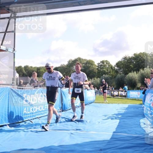 25.08.2024 - Elbe Triathlon Hamburg H.Heesch http://msf.ph/oto/6846069 25.08.2024 10:38:41 Ziel 59, 69, 70 meine-sportfotos.de