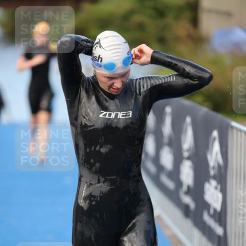 25.08.2024 - Elbe Triathlon Hamburg H.Heesch http://msf.ph/oto/6846121 25.08.2024 08:48:56 Schwimmen 114, 133, 143, 170, 177 meine-sportfotos.de
