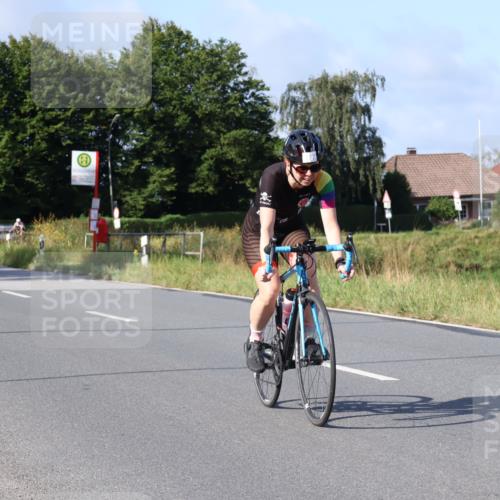 25.08.2024 - Elbe Triathlon Hamburg Fuchs,  Jonas http://msf.ph/oto/6846134 25.08.2024 09:49:07 Radfahren 177, 175 meine-sportfotos.de
