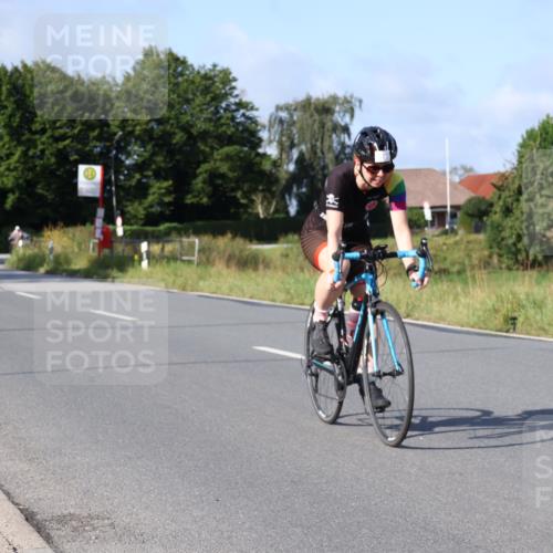 25.08.2024 - Elbe Triathlon Hamburg Fuchs,  Jonas http://msf.ph/oto/6846140 25.08.2024 09:49:07 Radfahren 177, 175 meine-sportfotos.de