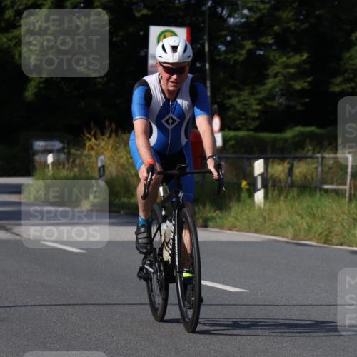 25.08.2024 - Elbe Triathlon Hamburg Fuchs,  Jonas http://msf.ph/oto/6846149 25.08.2024 09:49:11 Radfahren 177, 175, 232, 206 meine-sportfotos.de