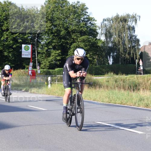 25.08.2024 - Elbe Triathlon Hamburg Fuchs,  Jonas http://msf.ph/oto/6846162 25.08.2024 09:07:45 Radfahren 37, 39, 89, 188, 197 meine-sportfotos.de