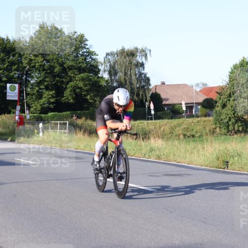 25.08.2024 - Elbe Triathlon Hamburg Fuchs,  Jonas http://msf.ph/oto/6846177 25.08.2024 09:07:47 Radfahren 37, 39, 89, 188, 197, 81 meine-sportfotos.de