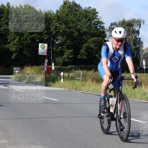 25.08.2024 - Elbe Triathlon Hamburg Fuchs,  Jonas http://msf.ph/oto/6846179 25.08.2024 09:49:12 Radfahren 177, 175, 232, 206 meine-sportfotos.de