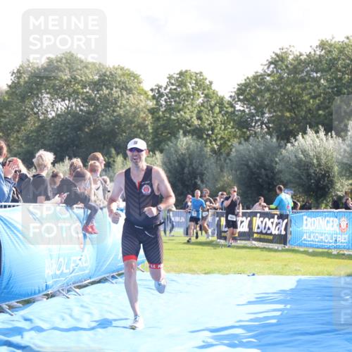 25.08.2024 - Elbe Triathlon Hamburg H.Heesch http://msf.ph/oto/6846205 25.08.2024 10:38:55 Ziel 179, 316 meine-sportfotos.de