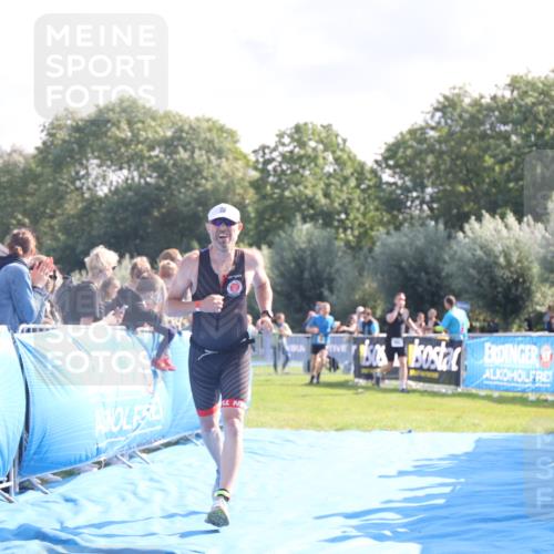 25.08.2024 - Elbe Triathlon Hamburg H.Heesch http://msf.ph/oto/6846227 25.08.2024 10:38:55 Ziel 179, 316 meine-sportfotos.de