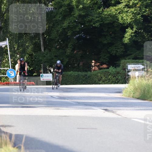 25.08.2024 - Elbe Triathlon Hamburg Fuchs,  Jonas http://msf.ph/oto/6846228 25.08.2024 09:49:19 Radfahren 232, 206, 298 meine-sportfotos.de