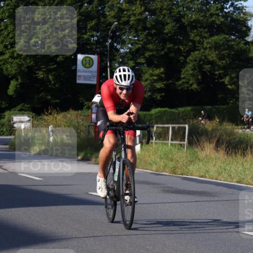 25.08.2024 - Elbe Triathlon Hamburg Fuchs,  Jonas http://msf.ph/oto/6846231 25.08.2024 09:07:52 Radfahren 89, 188, 197, 81, 294, 92 meine-sportfotos.de