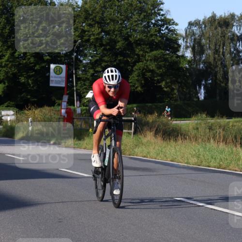 25.08.2024 - Elbe Triathlon Hamburg Fuchs,  Jonas http://msf.ph/oto/6846237 25.08.2024 09:07:52 Radfahren 89, 188, 197, 81, 294, 92 meine-sportfotos.de