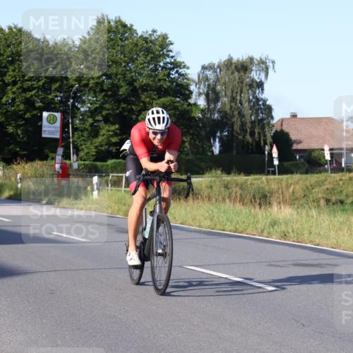 25.08.2024 - Elbe Triathlon Hamburg Fuchs,  Jonas http://msf.ph/oto/6846242 25.08.2024 09:07:52 Radfahren 89, 188, 197, 81, 294, 92 meine-sportfotos.de