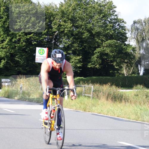 25.08.2024 - Elbe Triathlon Hamburg Fuchs,  Jonas http://msf.ph/oto/6846302 25.08.2024 09:49:29 Radfahren 298, 501, 234, 258, 1851, 307, 538 meine-sportfotos.de