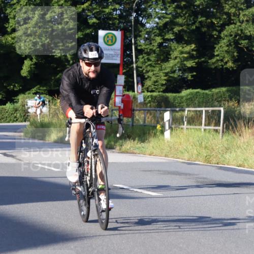 25.08.2024 - Elbe Triathlon Hamburg Fuchs,  Jonas http://msf.ph/oto/6846339 25.08.2024 09:08:03 Radfahren 169, 180, 311, 34 meine-sportfotos.de