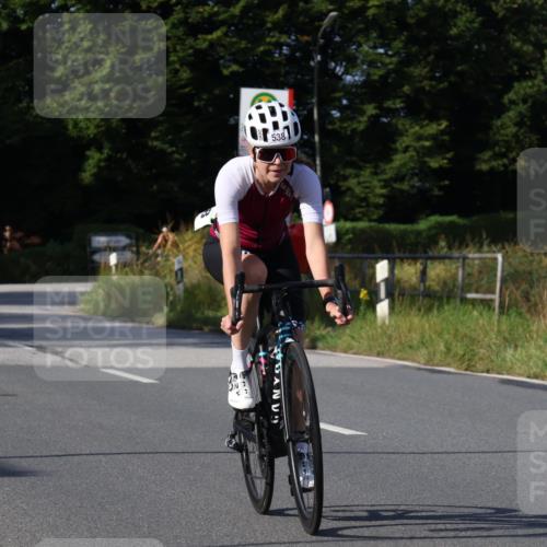 25.08.2024 - Elbe Triathlon Hamburg Fuchs,  Jonas http://msf.ph/oto/6846354 25.08.2024 09:49:35 Radfahren 1851, 307, 538 meine-sportfotos.de
