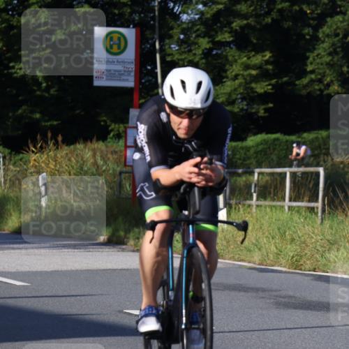25.08.2024 - Elbe Triathlon Hamburg Fuchs,  Jonas http://msf.ph/oto/6846374 25.08.2024 09:08:06 Radfahren 169, 180, 311, 34, 167, 274 meine-sportfotos.de