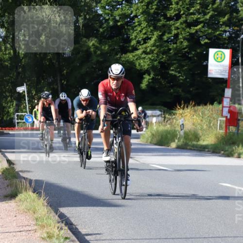 25.08.2024 - Elbe Triathlon Hamburg Fuchs,  Jonas http://msf.ph/oto/6846384 25.08.2024 09:49:42 Radfahren 445, 275, 509, 241, 263 meine-sportfotos.de