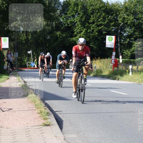 25.08.2024 - Elbe Triathlon Hamburg Fuchs,  Jonas http://msf.ph/oto/6846396 25.08.2024 09:49:42 Radfahren 445, 275, 509, 241, 263 meine-sportfotos.de