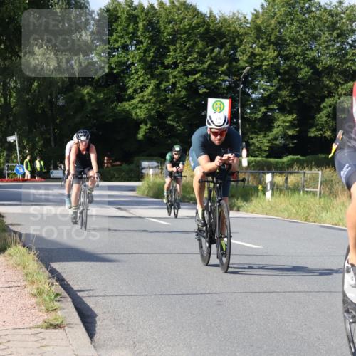 25.08.2024 - Elbe Triathlon Hamburg Fuchs,  Jonas http://msf.ph/oto/6846413 25.08.2024 09:49:43 Radfahren 445, 275, 509, 241, 263 meine-sportfotos.de