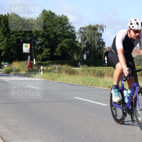 25.08.2024 - Elbe Triathlon Hamburg Fuchs,  Jonas http://msf.ph/oto/6846468 25.08.2024 09:49:46 Radfahren 445, 275, 509, 241, 263, 144, 357, 209 meine-sportfotos.de