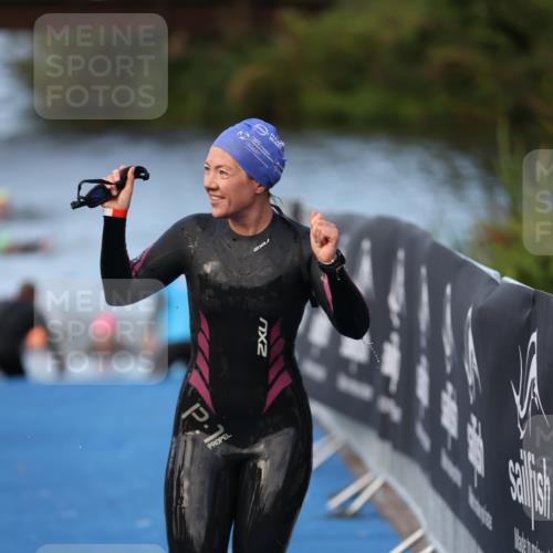 25.08.2024 - Elbe Triathlon Hamburg H.Heesch http://msf.ph/oto/6846470 25.08.2024 08:49:49 Schwimmen 108 meine-sportfotos.de