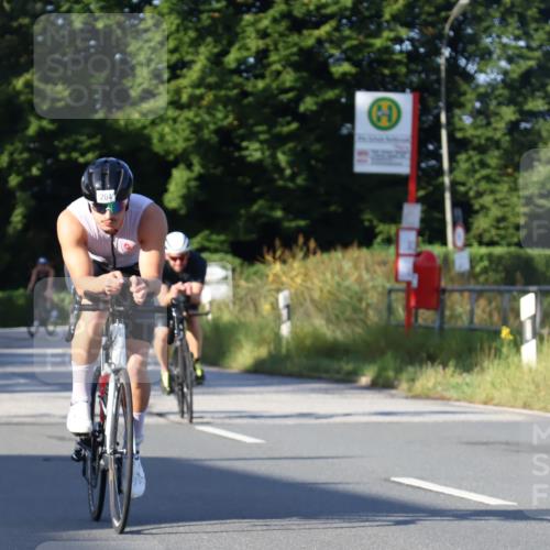25.08.2024 - Elbe Triathlon Hamburg Fuchs,  Jonas http://msf.ph/oto/6846510 25.08.2024 09:08:14 Radfahren 167, 274, 204, 275, 236, 42 meine-sportfotos.de