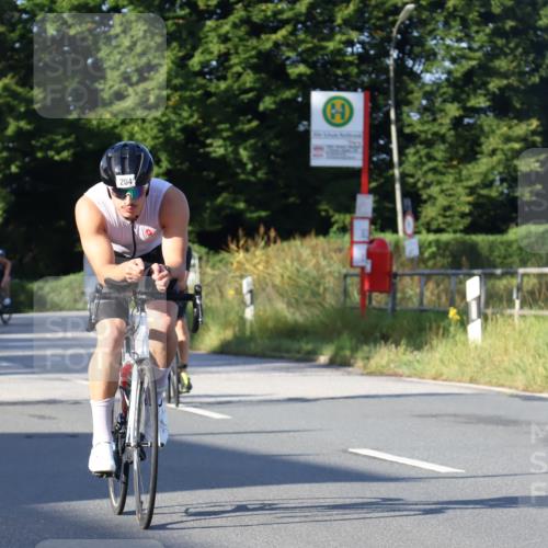25.08.2024 - Elbe Triathlon Hamburg Fuchs,  Jonas http://msf.ph/oto/6846514 25.08.2024 09:08:14 Radfahren 167, 274, 204, 275, 236, 42 meine-sportfotos.de