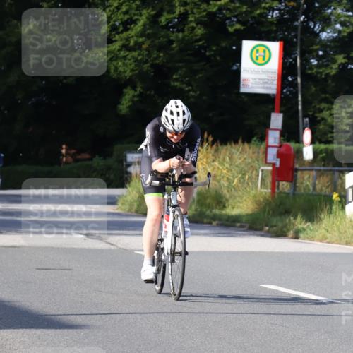 25.08.2024 - Elbe Triathlon Hamburg Fuchs,  Jonas http://msf.ph/oto/6846518 25.08.2024 09:49:50 Radfahren 509, 241, 263, 144, 357, 209, 399, 433 meine-sportfotos.de