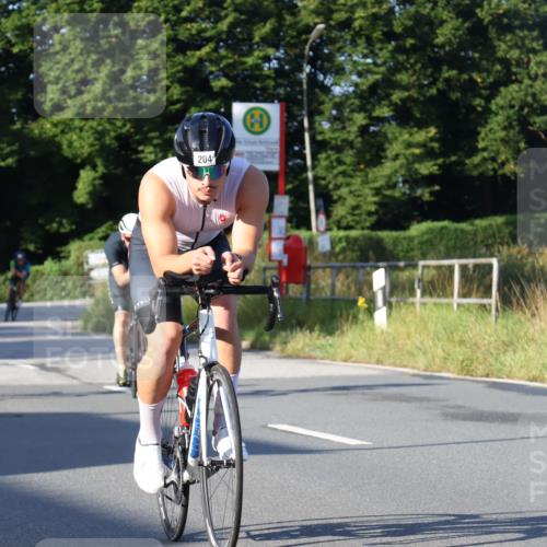 25.08.2024 - Elbe Triathlon Hamburg Fuchs,  Jonas http://msf.ph/oto/6846526 25.08.2024 09:08:15 Radfahren 167, 274, 204, 275, 236, 42, 153 meine-sportfotos.de