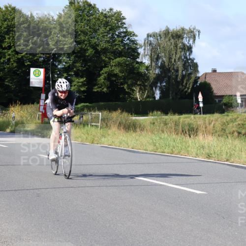 25.08.2024 - Elbe Triathlon Hamburg Fuchs,  Jonas http://msf.ph/oto/6846531 25.08.2024 09:49:50 Radfahren 509, 241, 263, 144, 357, 209, 399, 433 meine-sportfotos.de