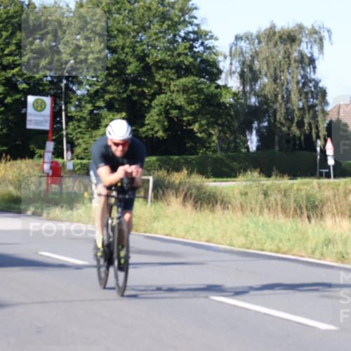 25.08.2024 - Elbe Triathlon Hamburg Fuchs,  Jonas http://msf.ph/oto/6846550 25.08.2024 09:08:16 Radfahren 167, 274, 204, 275, 236, 42, 153 meine-sportfotos.de