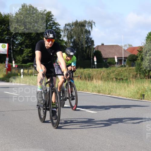 25.08.2024 - Elbe Triathlon Hamburg Fuchs,  Jonas http://msf.ph/oto/6846558 25.08.2024 09:49:53 Radfahren 144, 357, 209, 399, 433 meine-sportfotos.de