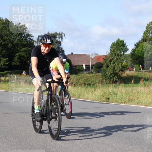 25.08.2024 - Elbe Triathlon Hamburg Fuchs,  Jonas http://msf.ph/oto/6846560 25.08.2024 09:49:53 Radfahren 144, 357, 209, 399, 433 meine-sportfotos.de