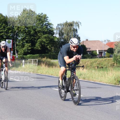 25.08.2024 - Elbe Triathlon Hamburg Fuchs,  Jonas http://msf.ph/oto/6846567 25.08.2024 09:08:16 Radfahren 167, 274, 204, 275, 236, 42, 153 meine-sportfotos.de