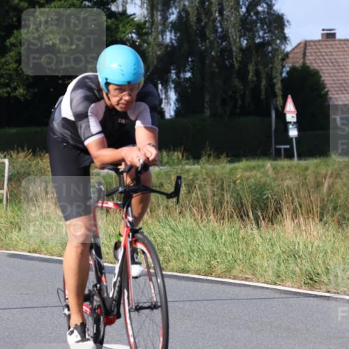 25.08.2024 - Elbe Triathlon Hamburg Fuchs,  Jonas http://msf.ph/oto/6846576 25.08.2024 09:49:54 Radfahren 144, 357, 209, 399, 433 meine-sportfotos.de