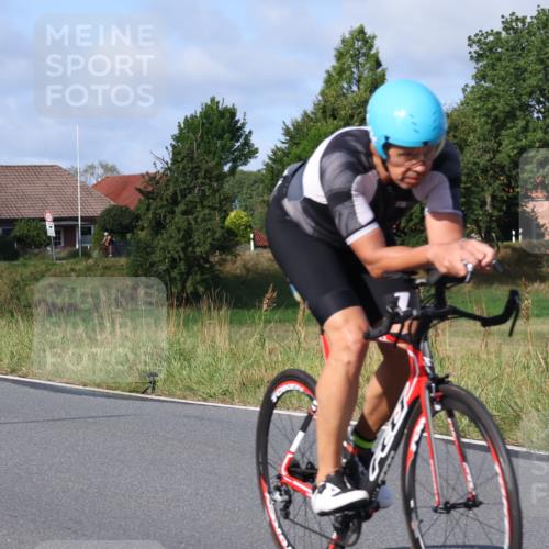 25.08.2024 - Elbe Triathlon Hamburg Fuchs,  Jonas http://msf.ph/oto/6846596 25.08.2024 09:49:55 Radfahren 144, 357, 209, 399, 433 meine-sportfotos.de