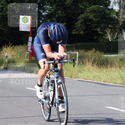 25.08.2024 - Elbe Triathlon Hamburg Fuchs,  Jonas http://msf.ph/oto/6846600 25.08.2024 09:49:56 Radfahren 144, 357, 209, 399, 433, 337 meine-sportfotos.de