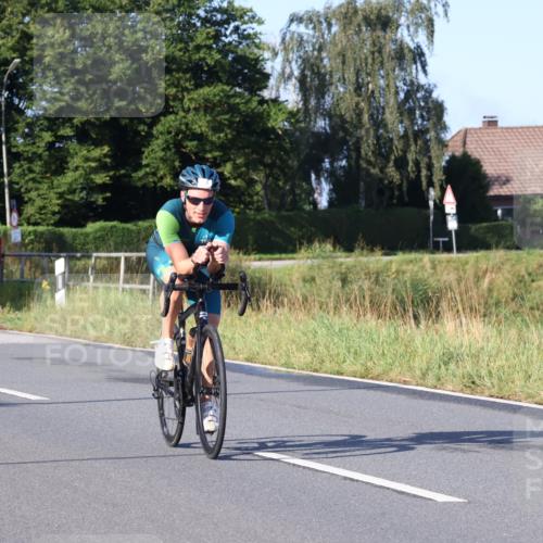 25.08.2024 - Elbe Triathlon Hamburg Fuchs,  Jonas http://msf.ph/oto/6846630 25.08.2024 09:08:20 Radfahren 204, 275, 236, 42, 153, 120 meine-sportfotos.de