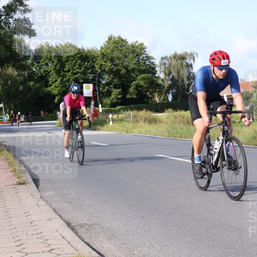 25.08.2024 - Elbe Triathlon Hamburg Fuchs,  Jonas http://msf.ph/oto/6846654 25.08.2024 09:50:03 Radfahren 337, 524, 108, 146, 294 meine-sportfotos.de
