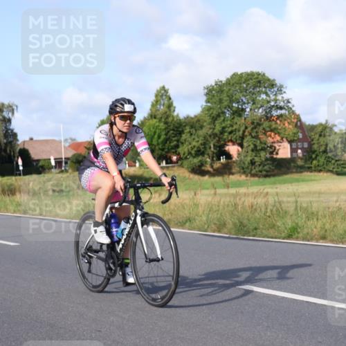 25.08.2024 - Elbe Triathlon Hamburg Fuchs,  Jonas http://msf.ph/oto/6846705 25.08.2024 09:50:05 Radfahren 337, 524, 108, 146, 294, 124 meine-sportfotos.de