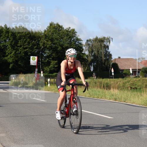 25.08.2024 - Elbe Triathlon Hamburg Fuchs,  Jonas http://msf.ph/oto/6846736 25.08.2024 09:50:11 Radfahren 146, 294, 124 meine-sportfotos.de