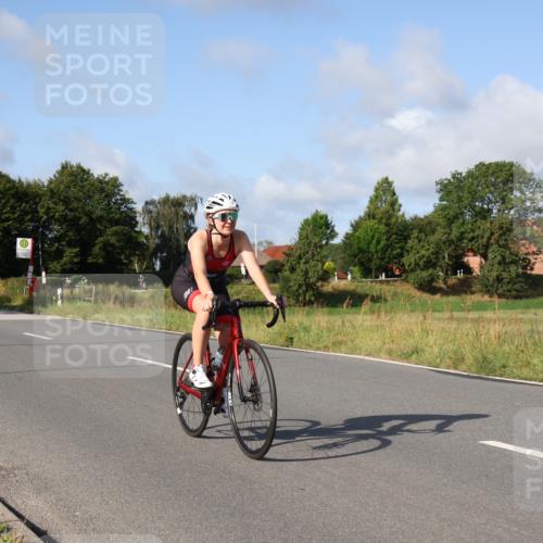 25.08.2024 - Elbe Triathlon Hamburg Fuchs,  Jonas http://msf.ph/oto/6846743 25.08.2024 09:50:11 Radfahren 146, 294, 124 meine-sportfotos.de