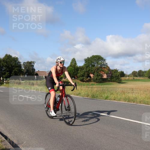 25.08.2024 - Elbe Triathlon Hamburg Fuchs,  Jonas http://msf.ph/oto/6846747 25.08.2024 09:50:11 Radfahren 146, 294, 124 meine-sportfotos.de