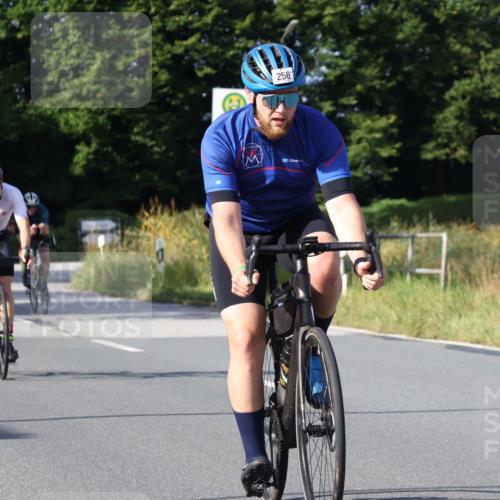 25.08.2024 - Elbe Triathlon Hamburg Fuchs,  Jonas http://msf.ph/oto/6846769 25.08.2024 09:50:19 Radfahren 256, 199, 344, 533, 314 meine-sportfotos.de