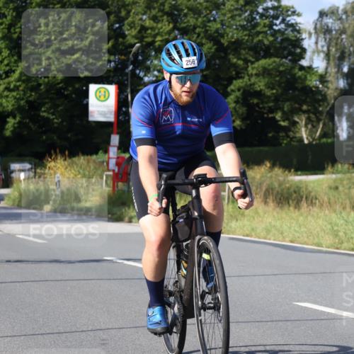 25.08.2024 - Elbe Triathlon Hamburg Fuchs,  Jonas http://msf.ph/oto/6846773 25.08.2024 09:50:19 Radfahren 256, 199, 344, 533, 314 meine-sportfotos.de