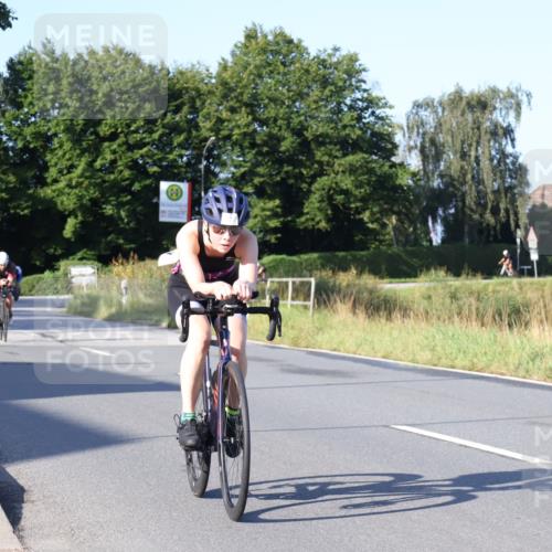 25.08.2024 - Elbe Triathlon Hamburg Fuchs,  Jonas http://msf.ph/oto/6846812 25.08.2024 09:08:42 Radfahren 174, 75, 117, 91, 211, 205 meine-sportfotos.de