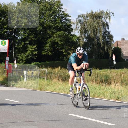 25.08.2024 - Elbe Triathlon Hamburg Fuchs,  Jonas http://msf.ph/oto/6846817 25.08.2024 09:50:21 Radfahren 256, 199, 344, 533, 314 meine-sportfotos.de