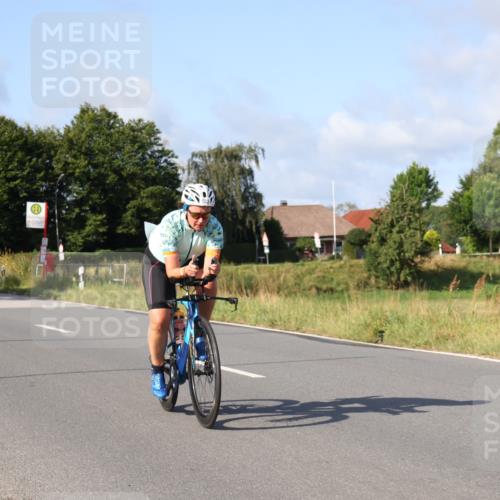 25.08.2024 - Elbe Triathlon Hamburg Fuchs,  Jonas http://msf.ph/oto/6846847 25.08.2024 09:50:22 Radfahren 256, 199, 344, 533, 314 meine-sportfotos.de