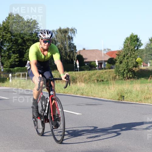 25.08.2024 - Elbe Triathlon Hamburg Fuchs,  Jonas http://msf.ph/oto/6846876 25.08.2024 09:08:46 Radfahren 75, 117, 91, 211, 205, 266, 179, 208 meine-sportfotos.de