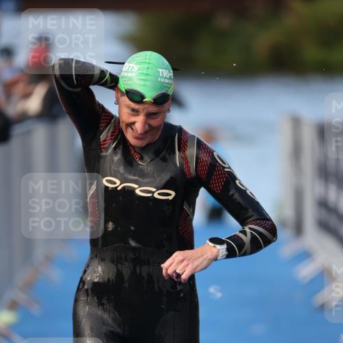 25.08.2024 - Elbe Triathlon Hamburg H.Heesch http://msf.ph/oto/6846906 25.08.2024 08:50:19 Schwimmen 118, 127, 155, 330 meine-sportfotos.de